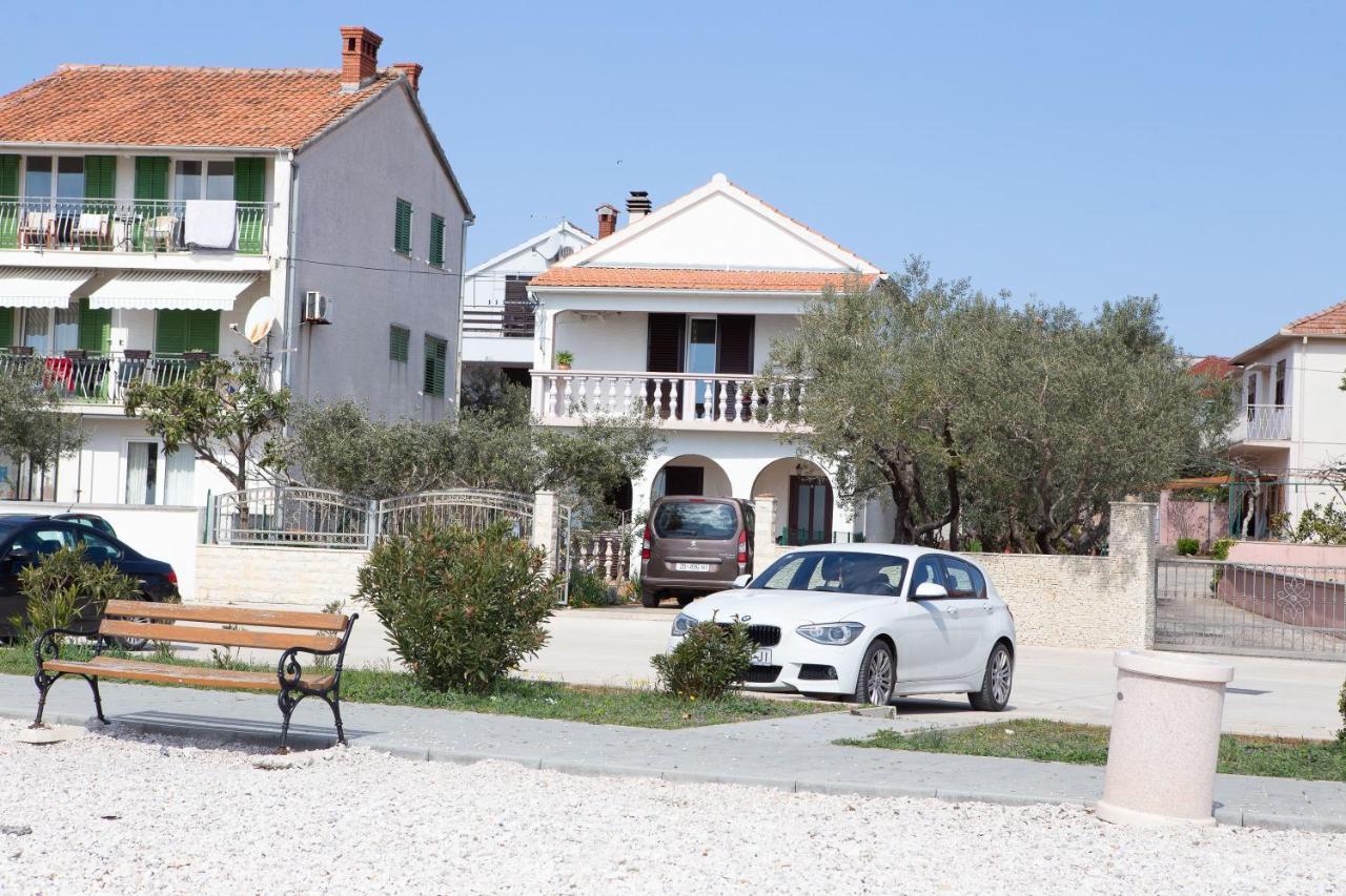 Mare-More Studio W Balcony And Beach Front And View Задар Екстериор снимка