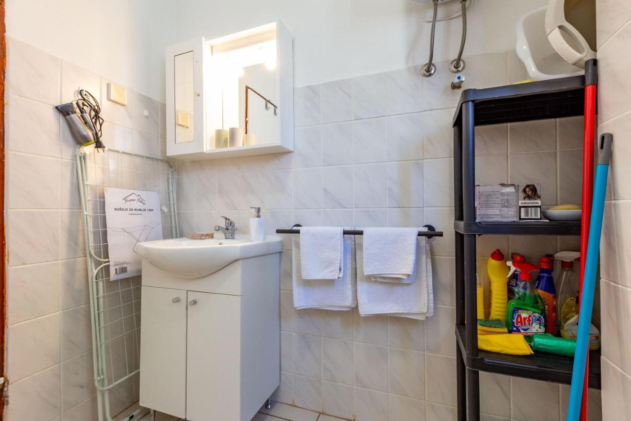 Mare-More Studio W Balcony And Beach Front And View Задар Екстериор снимка